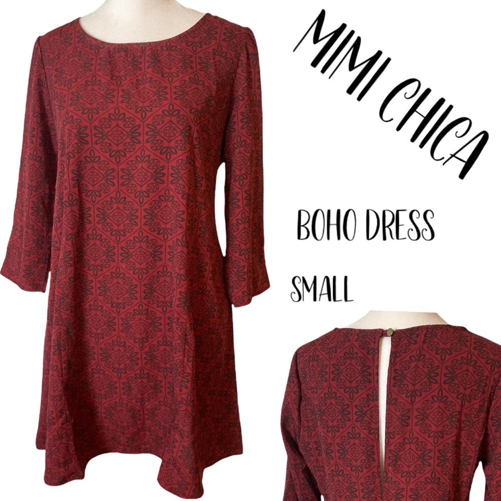 Mimi Chica Long Sleeved Dress w/ deep Keyhole Accent size Small